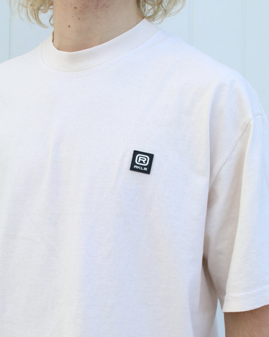 STAPLE TEE