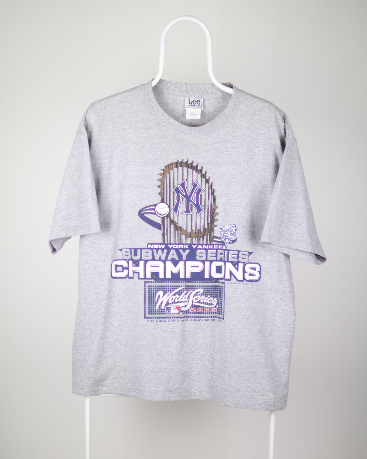 2000 New Yankees MLB World Series Champions T-Shirt Medium